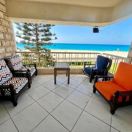 Beachfront Chalet In Green Beach, North Coast Villa El-Alamein Eksteriør billede