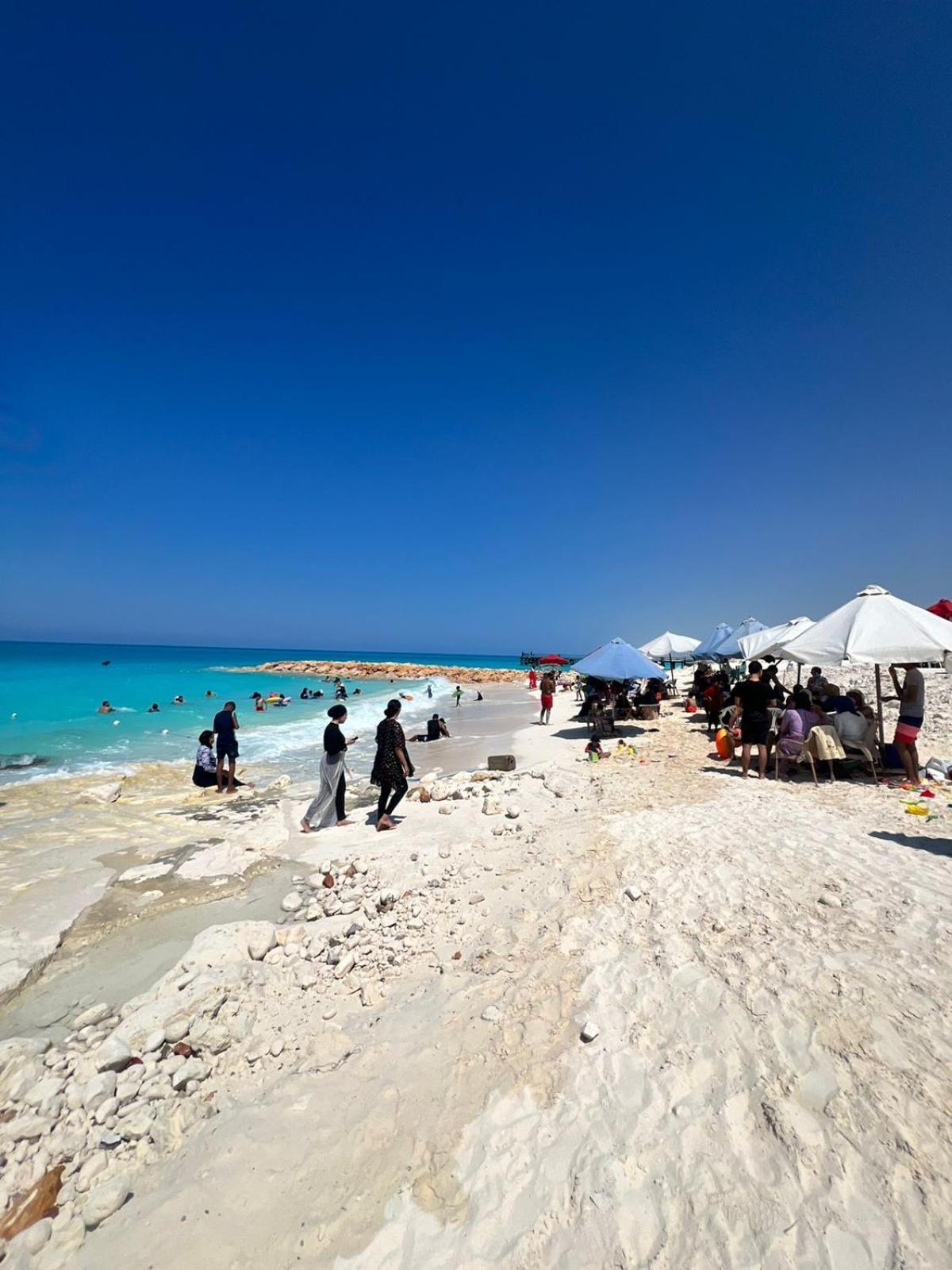 Beachfront Chalet In Green Beach, North Coast Villa El-Alamein Eksteriør billede